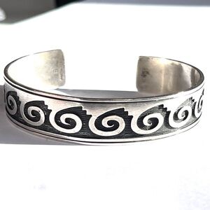 Vintage Signed Navajo Randall Endito 925 Silver Wave Pattern Cuff Bracelet